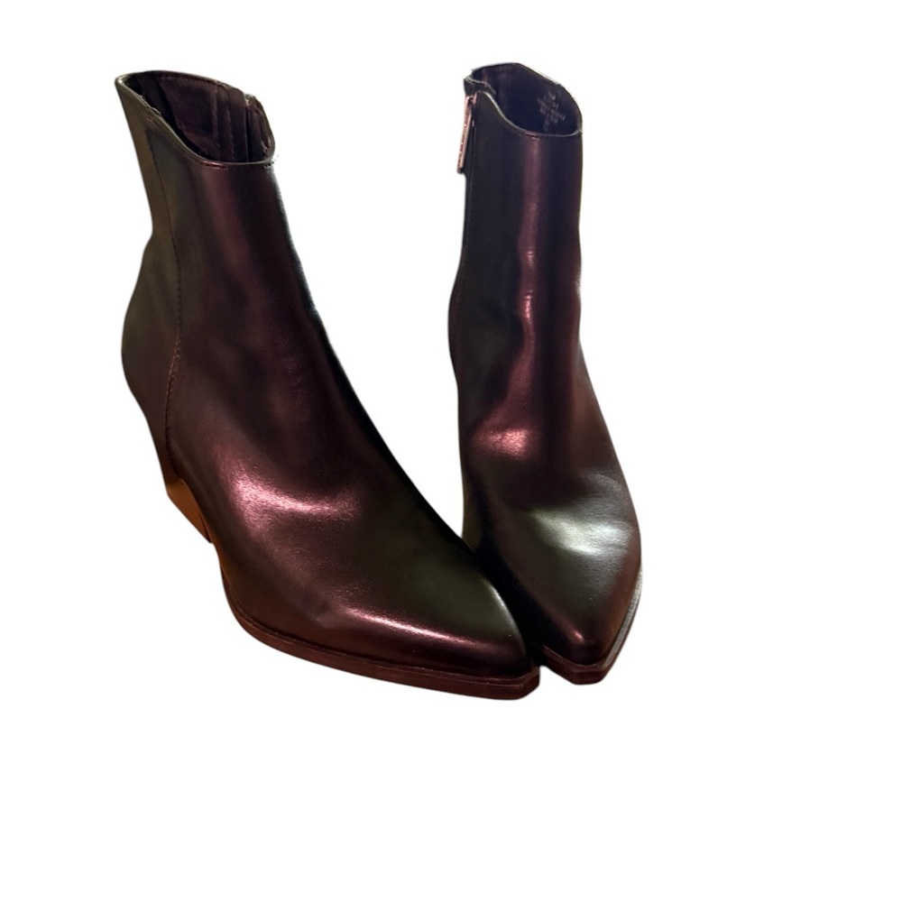 Elegant Black Ankle Boots